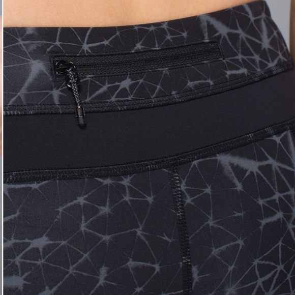 Lululemon Run: Inspire Crop Pants Sz 2 - Picture 2 of 8